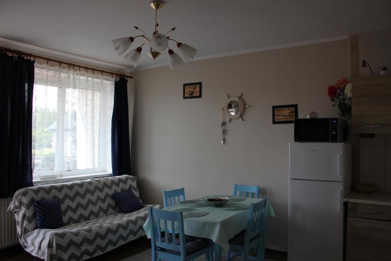 Apartamenty Eka Dom Goscinny 350M Do Plazy Rewal Exterior foto