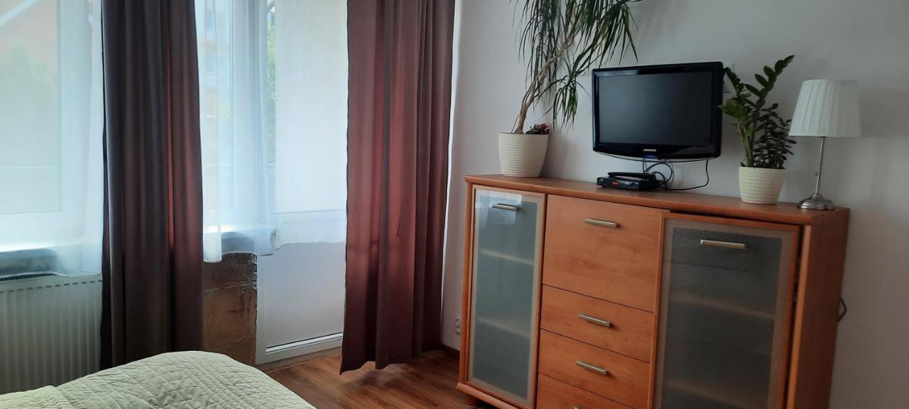 Apartamenty Eka Dom Goscinny 350M Do Plazy Rewal Exterior foto